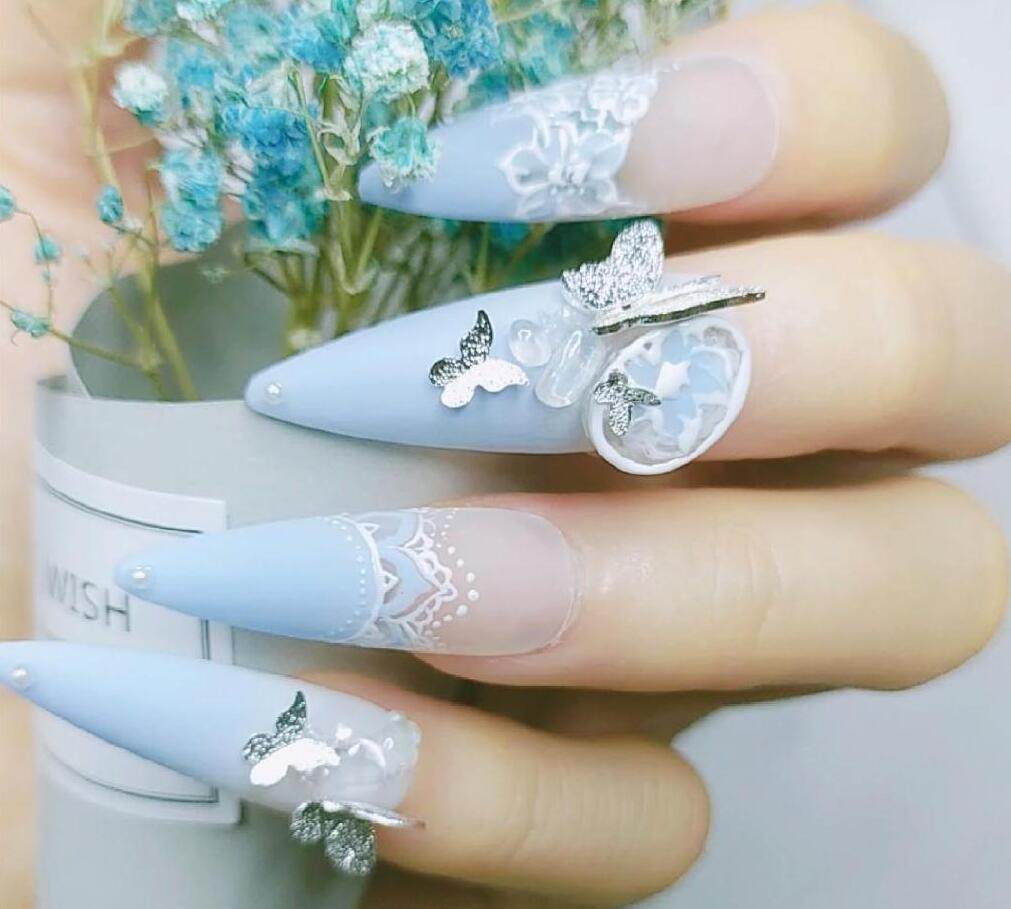 南寧美甲學校：蝶戀花美甲，讓你指尖生花