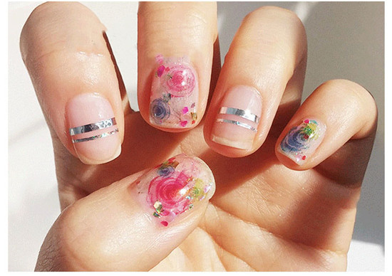南寧美甲學校：玫瑰印花美甲教程