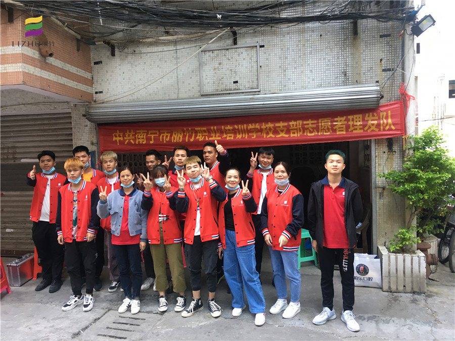 爺爺奶奶的理發(fā)問題，我們承包啦