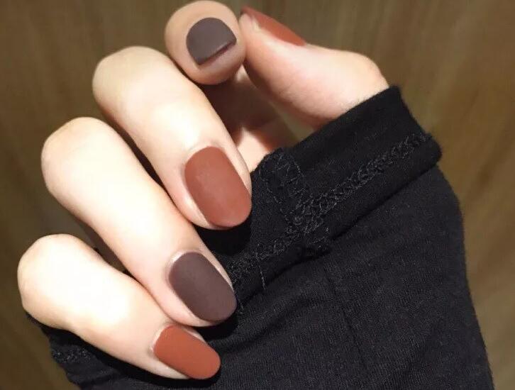 南寧美甲培訓：全貼甲片的步驟