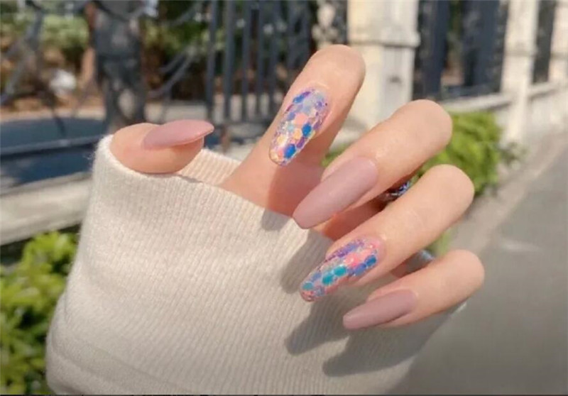 南寧美甲款式推薦：夏季延長(zhǎng)美甲