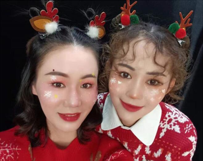 打造你的專屬圣誕妝容，南寧化妝學習機構分年