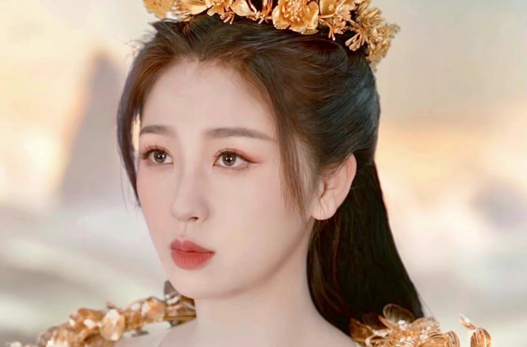 息山神女的眼妝教程，真的又仙又御
