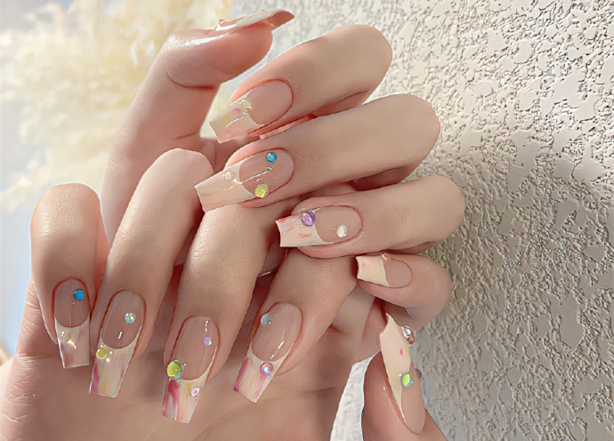 氛圍感美甲，南寧網(wǎng)紅美甲造型培訓(xùn)推薦