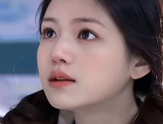 消腫減齡眼妝，廣西化妝基礎(chǔ)班教程