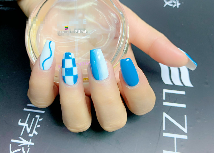 指甲油顏色選擇的技巧，美甲基礎(chǔ)講解