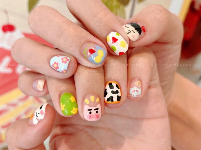 廣西培訓(xùn)美甲職業(yè)：涂鴉卡通小短甲