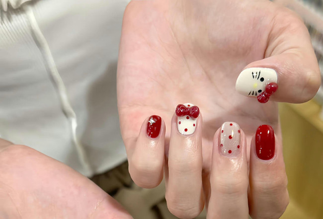 適合秋天做的美甲，廣西省美甲學(xué)校分享